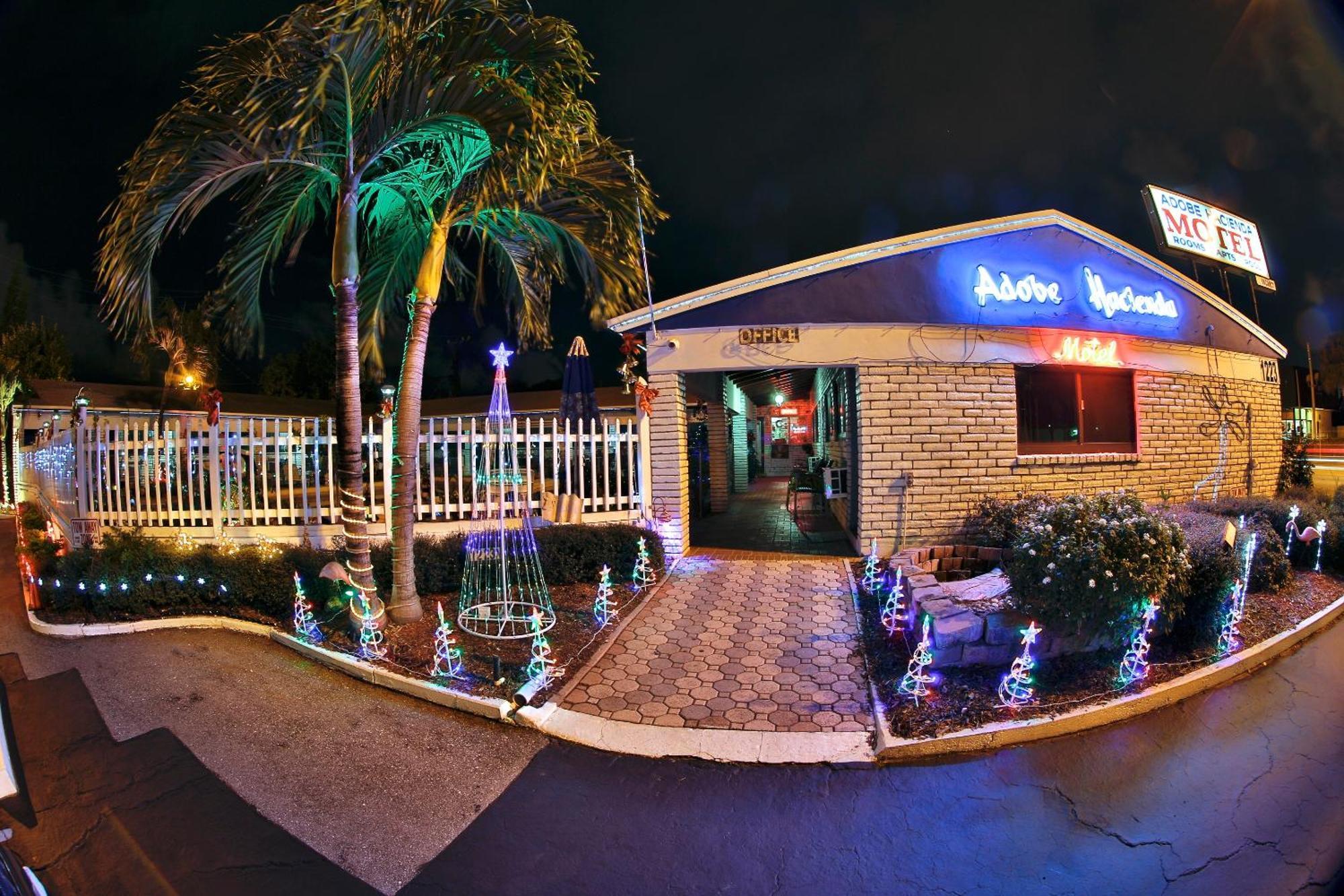 Adobe Hacienda Motel Hollywood Extérieur photo